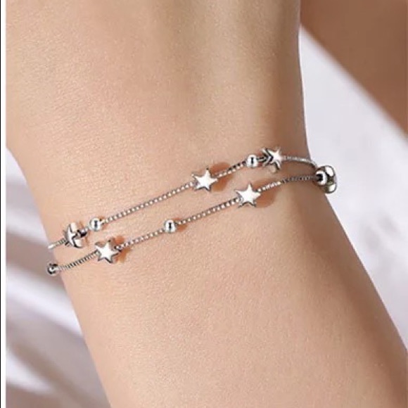 Double Strand Star Bracelet NWOT - Picture 3 of 3